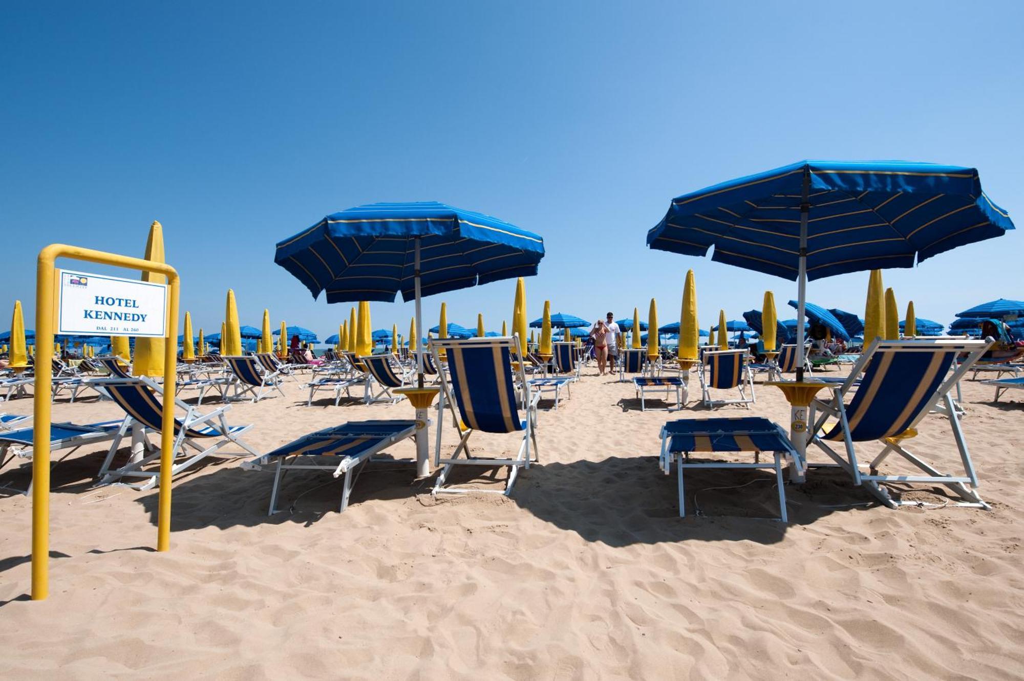 Hotel Kennedy Lido di Jesolo Exterior foto