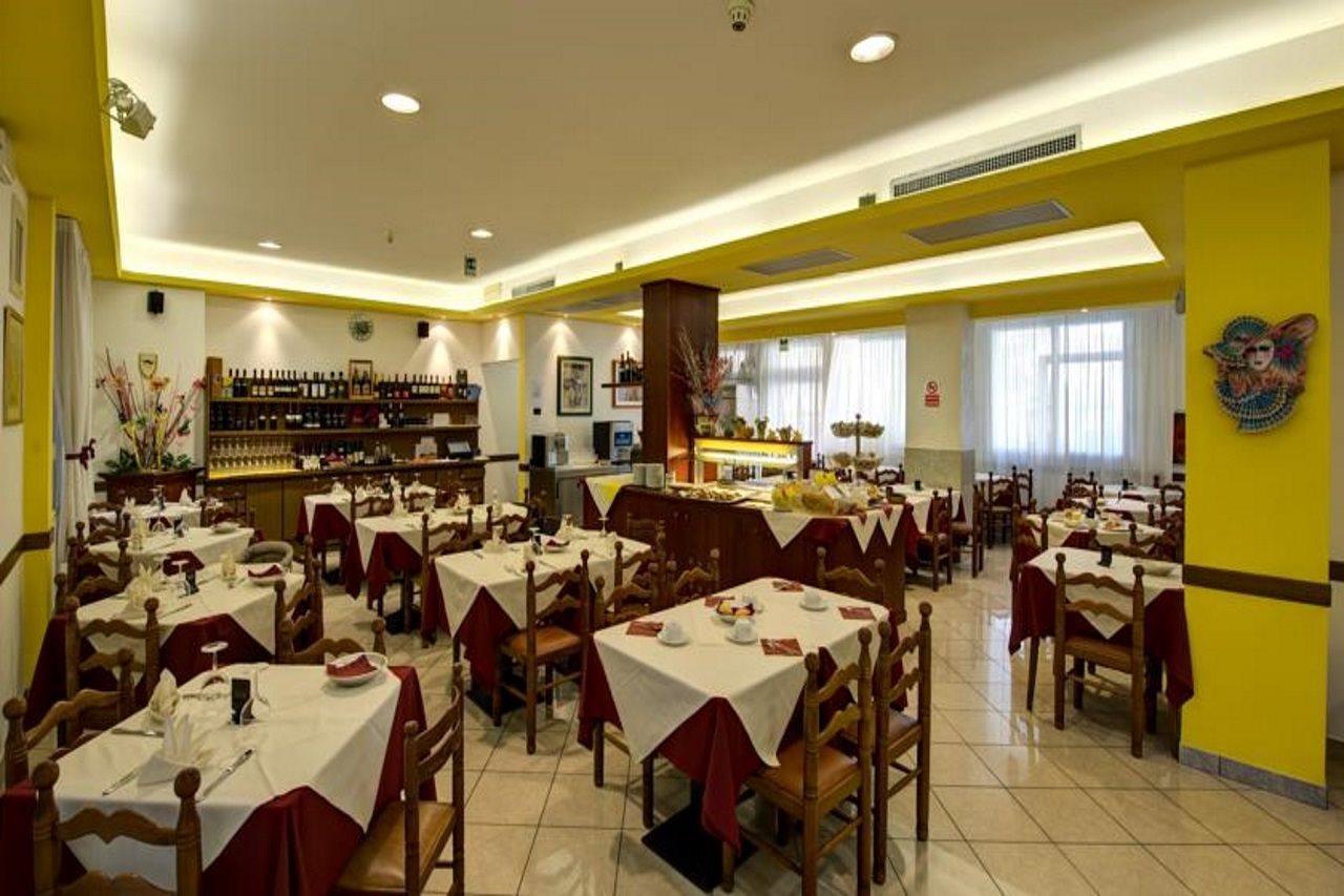 Hotel Kennedy Lido di Jesolo Exterior foto